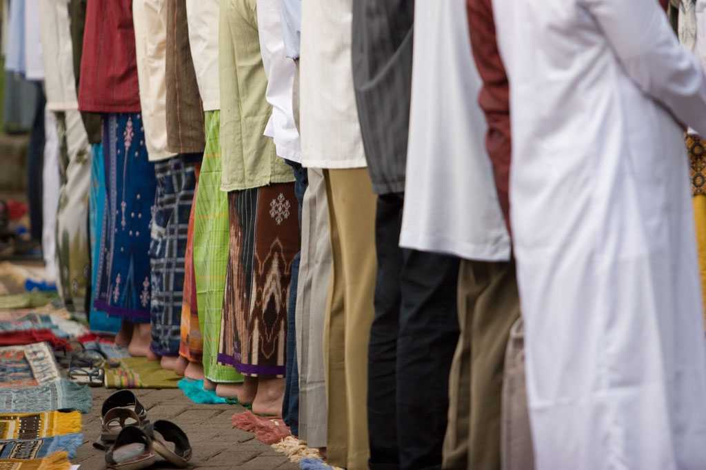 Panduan Lengkap Tata Cara Sholat Nisfu Syaban: Niat, Urutan, dan Amalannya